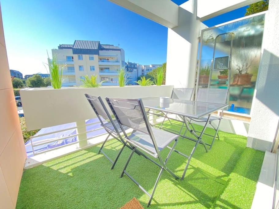 Ferienwohnung Plein Charme Aux Minimes Terrasse Calme + Parking La Rochelle  Exterior foto